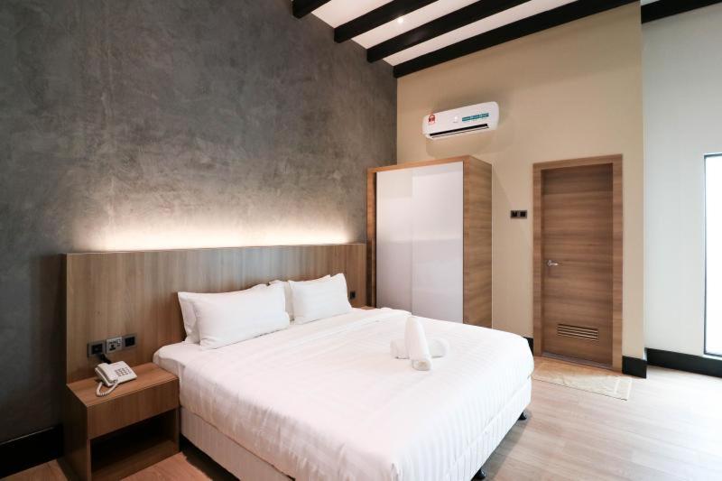 The Nines Hotel Malacca Exteriör bild